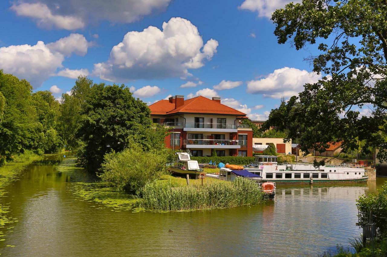 Willa Port Apartament Lilia Ostroda Ngoại thất bức ảnh
